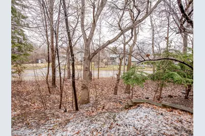 493 Sterling Street S, Maplewood, MN 55119 - Photo 33