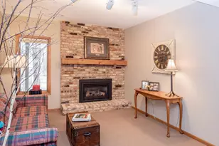493 Sterling St S, Maplewood, MN 55119 - Photo 13