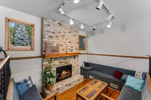 493 Sterling St S, Maplewood, MN 55119 - Photo 39