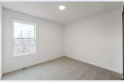 660 Sierra Parkway, Waconia, MN 55387 - Photo 11