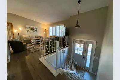 923 Lawnview Avenue, Shoreview, MN 55126 - Photo 3