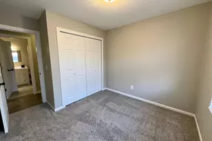 923 Lawnview Ave, Shoreview, MN 55126 - Photo 17