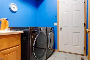 7568 Walnut Curve, Chanhassen, MN 55317 - Photo 21