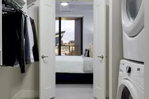 212 10th Ave S, Minneapolis, MN 55415 - Photo 17