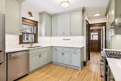 939 Linwood Avenue, Saint Paul, MN 55105 - Photo 13