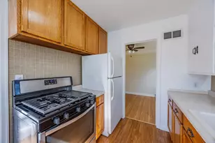 125 Ridgewood Dr, Hopkins, MN 55343 - Photo 15