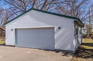 125 Ridgewood Dr, Hopkins, MN 55343 - Photo 35