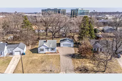 125 Ridgewood Drive, Hopkins, MN 55343 - Photo 43