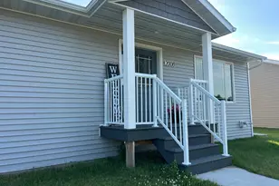 2008 Nelson Dr, Thief River Falls, MN 56701 - Photo 3