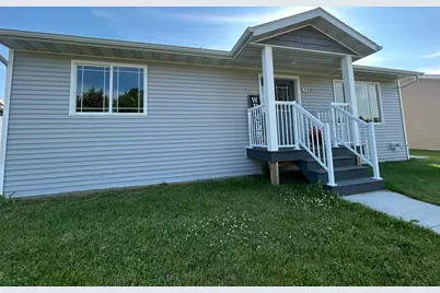 2008 Nelson Drive, Thief River Falls, MN 56701 - Photo 5