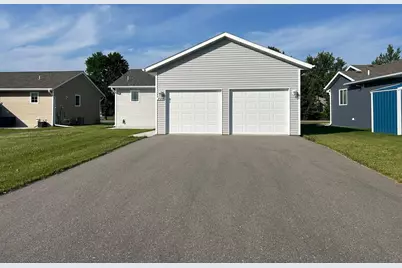 2008 Nelson Drive, Thief River Falls, MN 56701 - Photo 55