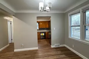 42 Baker St W, Saint Paul, MN 55107 - Photo 11