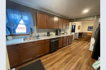 1401 30th Avenue NE, Austin, MN 55912 - Photo 7