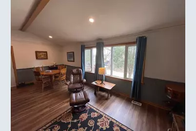 1401 30th Avenue NE, Austin, MN 55912 - Photo 9