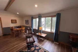 1401 30th Ave NE, Austin, MN 55912 - Photo 9