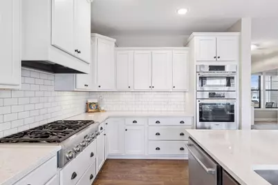 11821 Linden Court N, Lake Elmo, MN 55042 - Photo 5