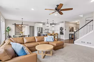 11821 Linden Ct N, Lake Elmo, MN 55042 - Photo 11