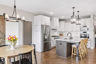 11821 Linden Ct N, Lake Elmo, MN 55042 - Photo 7