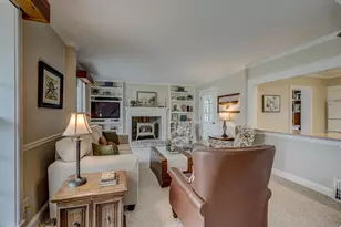 625 Orange St, Hudson, WI 54016 - Photo 9