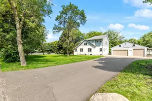 3737 Baker Rd, Minnetonka, MN 55305 - Photo 45