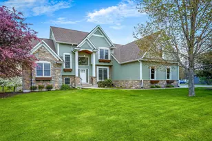 1101 Maple Dr, Hudson, WI 54016 - Photo 1