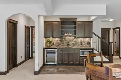 14 Beebe Avenue, Mendota Heights, MN 55118 - Photo 35
