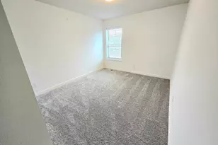3040 Basswood St, Little Canada, MN 55117 - Photo 39