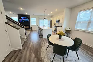 3040 Basswood St, Little Canada, MN 55117 - Photo 11