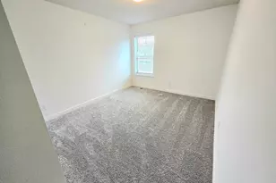 3040 Basswood St, Little Canada, MN 55117 - Photo 39