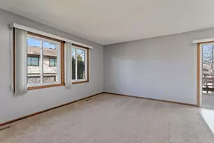 5327 84th Ct N, Brooklyn Park, MN 55443 - Photo 11