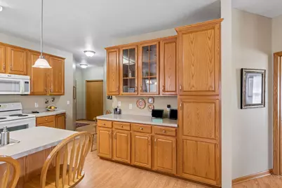 806 Roundhouse Street, Shakopee, MN 55379 - Photo 19