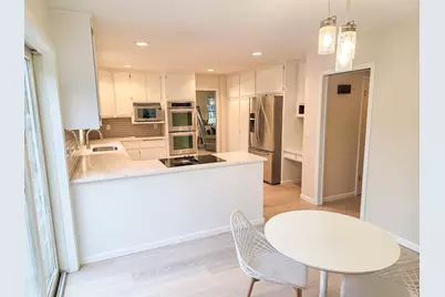 835 Vicksburg Lane N, Plymouth, MN 55447 - Photo 9