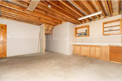 910 Deercreek Parkway, Belle Plaine, MN 56011 - Photo 37