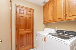 910 Deercreek Pkwy, Belle Plaine, MN 56011 - Photo 23