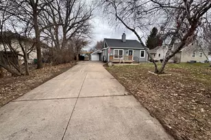 6439 Olympia St, Golden Valley, MN 55427 - Photo 1