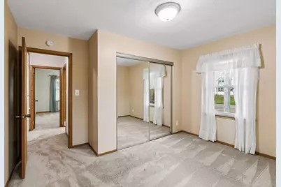 1914 Holton Street, Roseville, MN 55113 - Photo 29