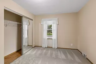 1914 Holton St, Roseville, MN 55113 - Photo 27