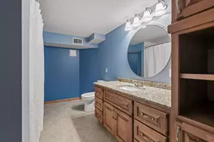 1914 Holton St, Roseville, MN 55113 - Photo 35