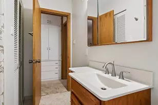 1914 Holton St, Roseville, MN 55113 - Photo 25