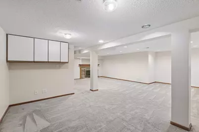 1914 Holton Street, Roseville, MN 55113 - Photo 37