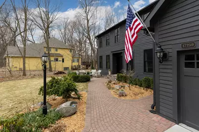 17259 Candlewood Parkway, Eden Prairie, MN 55347 - Photo 3