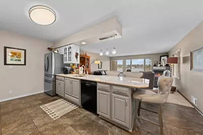 302 Pleasant Knolls, Center City, MN 55012 - Photo 3