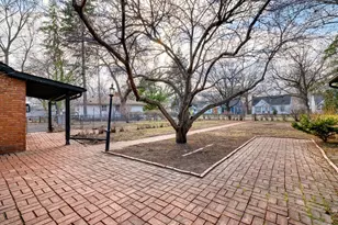 4230 Ewing Ave N, Robbinsdale, MN 55422 - Photo 29