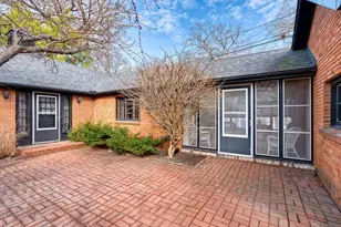 4230 Ewing Ave N, Robbinsdale, MN 55422 - Photo 3