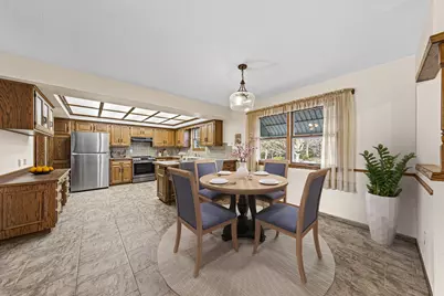 580 N Waterville Avenue, Le Center, MN 56057 - Photo 9