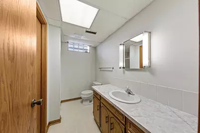 580 N Waterville Avenue, Le Center, MN 56057 - Photo 25