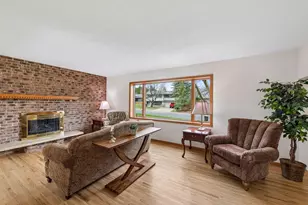 11513 Ravoux Ave, Burnsville, MN 55337 - Photo 9