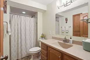 7230 38th St N, Oakdale, MN 55128 - Photo 17