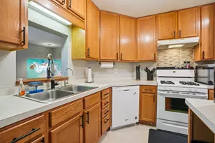 7317 Bond Way, Inver Grove Heights, MN 55076 - Photo 11