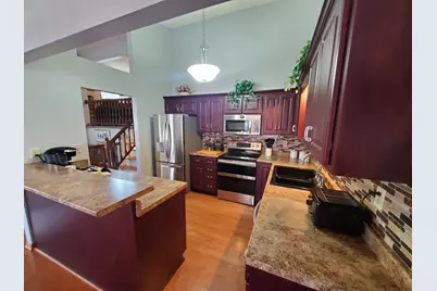 5730 Donegal Drive, Shoreview, MN 55126 - Photo 3